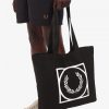 Bolsas de mano con estampados gráficos Bolsas de mano con estampados gráficos