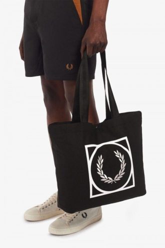 Bolsas de mano con estampados gráficos