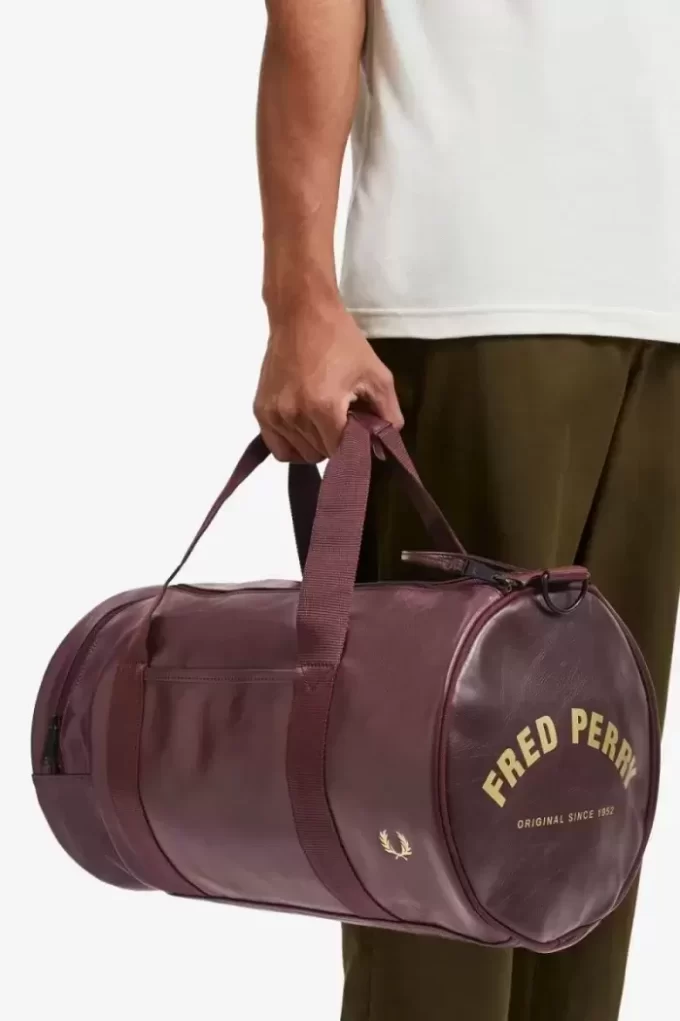 Bolsos de hombre con diseño de barril tonal Bolsos de hombre con diseño de barril tonal