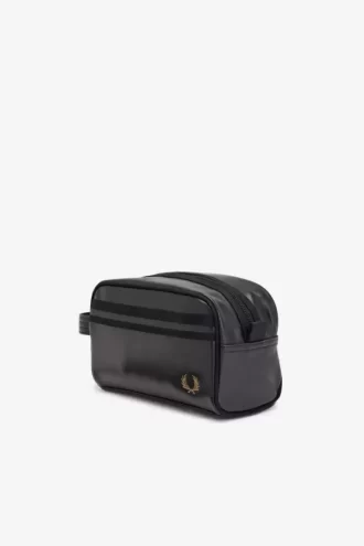 Bolsos de hombre con lavado tonal