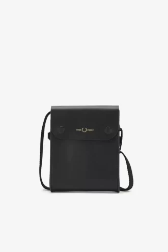 Bolsos de hombre de piel bruñida