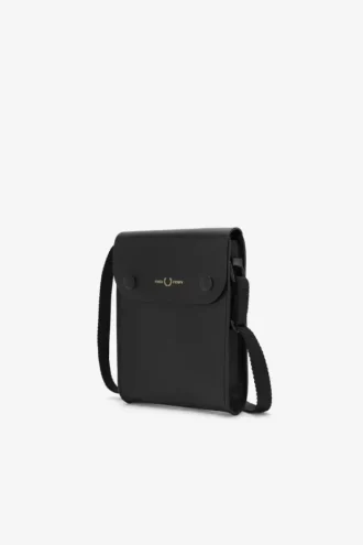 Bolsos de hombre de piel bruñida