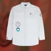 Camisa de hombre con detalle de parche de gran tamaño Camisa de hombre con detalle de parche de gran tamaño
