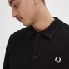 Camisa de punto para hombre con ribete de corona de laurel