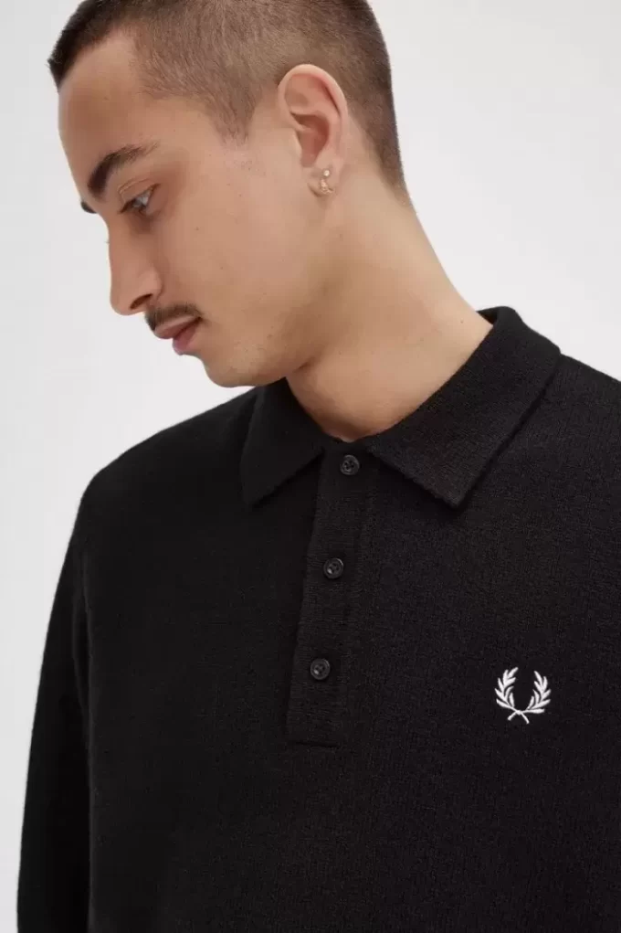 Camisa de punto para hombre con ribete de corona de laurel