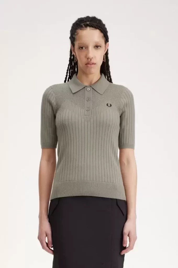 Camisa de punto para mujer con detalle de pointelle Camisa de punto para mujer con detalle de pointelle