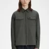 Camisa ligera con cremallera para hombre