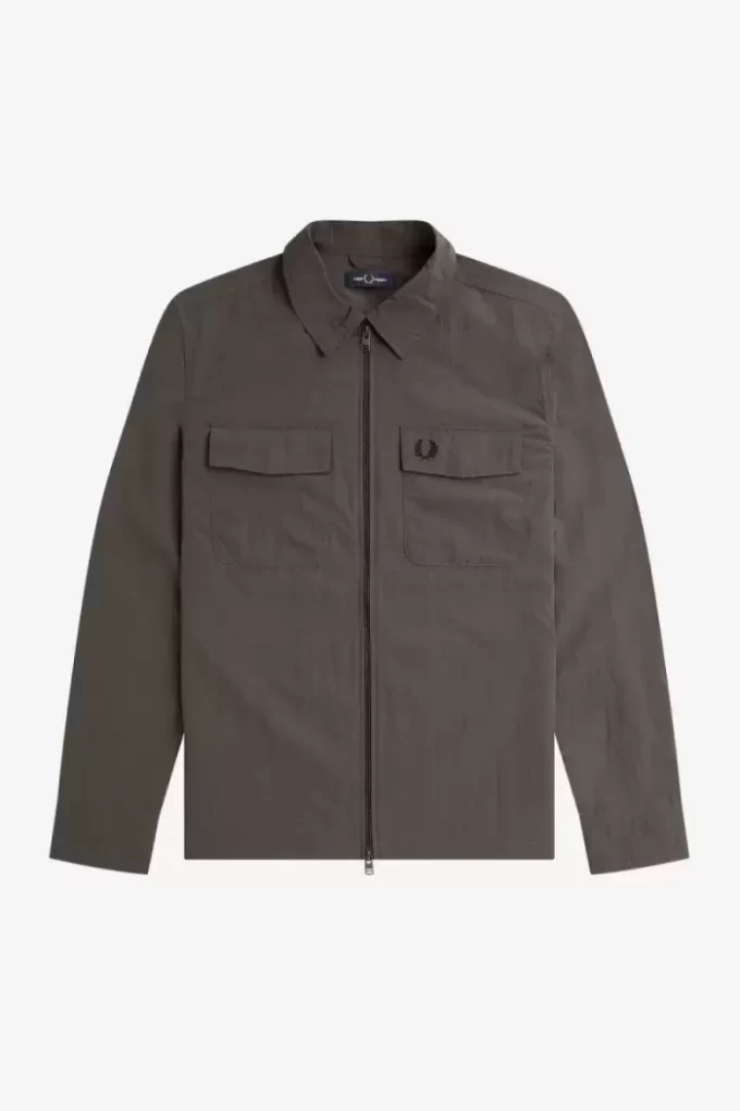 Camisa ligera con cremallera para hombre