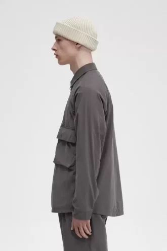 Camisa utilitaria para hombre