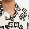 Camisas con cuello de solapa y estampado floral