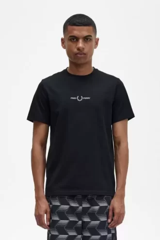 Camiseta bordada para hombre