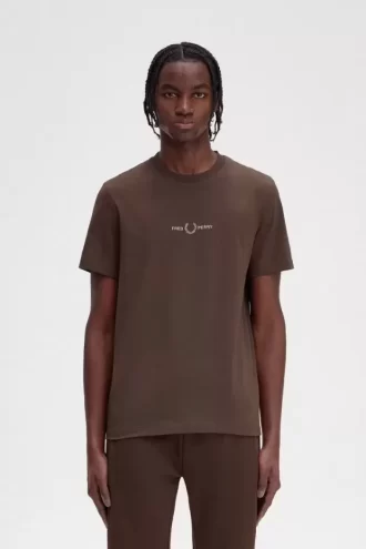 Camiseta bordada para hombre