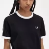 Camiseta con ribetes encintados para mujer