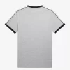 Camiseta con ribetes entallados para hombre