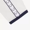 Camiseta con ribetes entallados para hombre