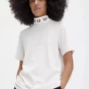 Camiseta de cuello alto con corona de laurel para mujer