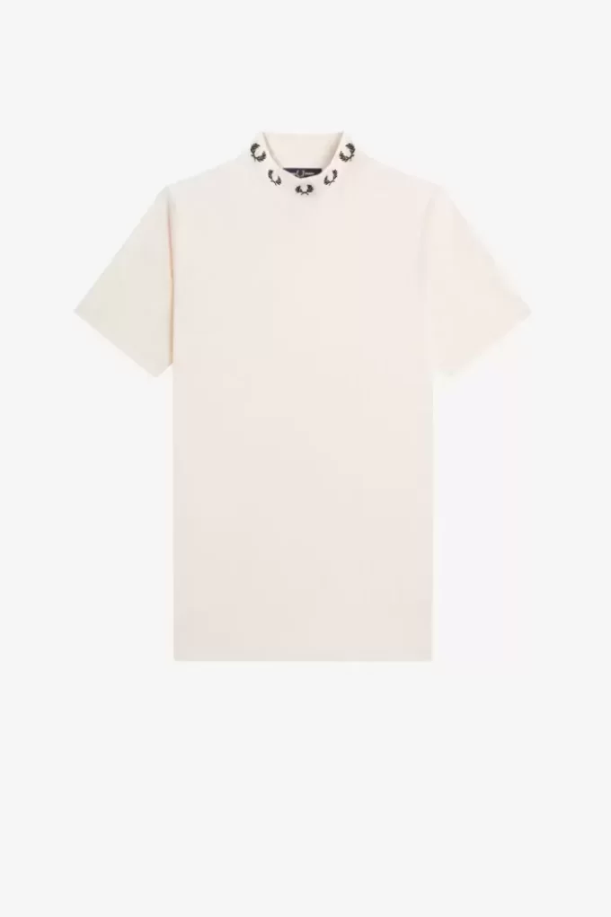 Camiseta de cuello alto con corona de laurel para mujer