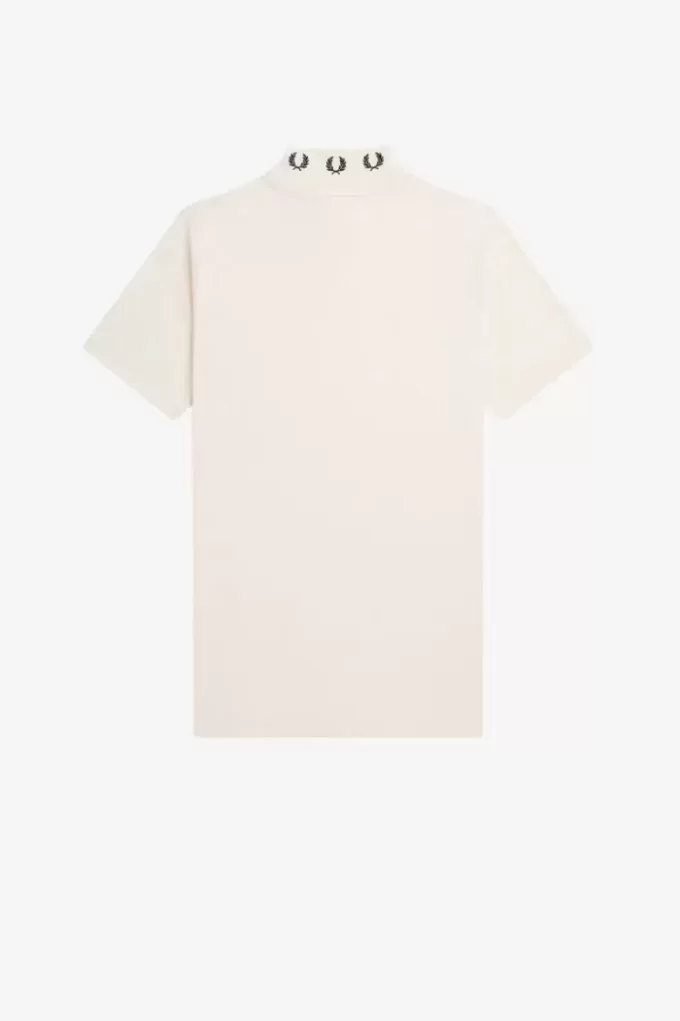 Camiseta de cuello alto con corona de laurel para mujer