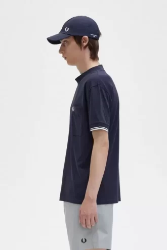 Camiseta de hombre con mangas con ribetes