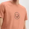 Camiseta de hombre con marca circular