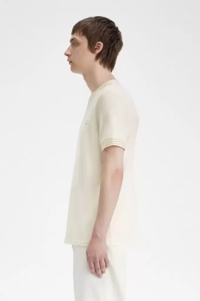 Camiseta de hombre con puños a rayas Camiseta de hombre con puños a rayas