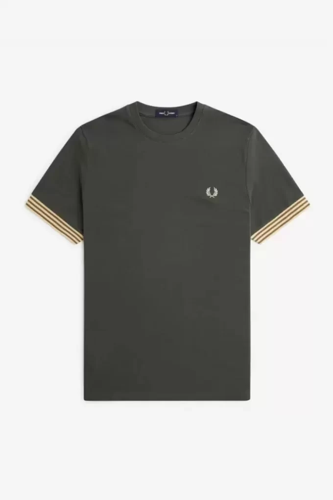Camiseta de hombre con puños a rayas Camiseta de hombre con puños a rayas