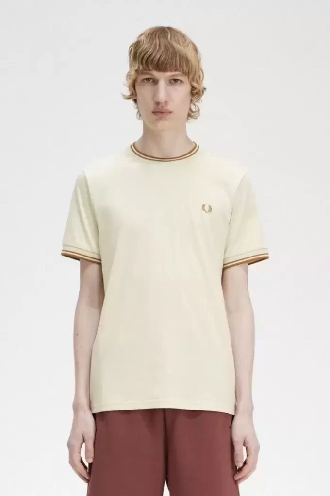 Camiseta de hombre con ribete doble
