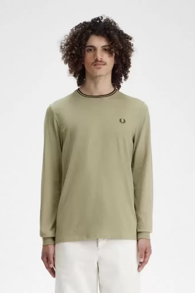 Camiseta de hombre con ribete doble