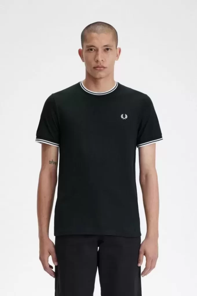 Camiseta de hombre con ribete doble