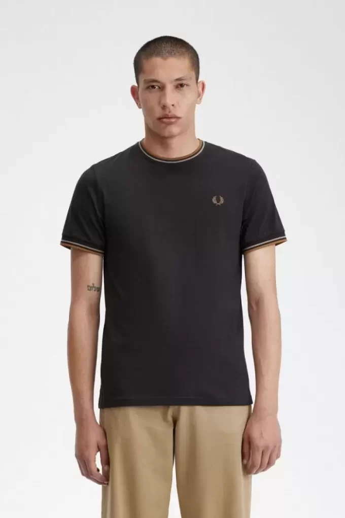 Camiseta de hombre con ribete doble