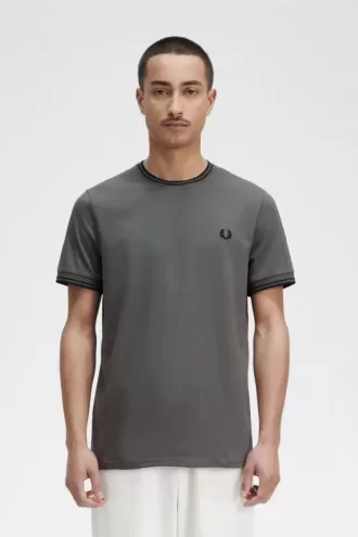 Camiseta de hombre con ribete doble