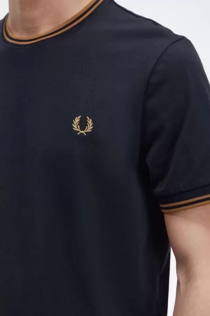 Camiseta de hombre con ribete doble
