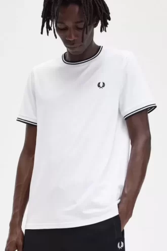 Camiseta de hombre con ribete doble