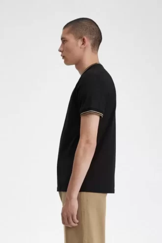 Camiseta de hombre con ribete doble