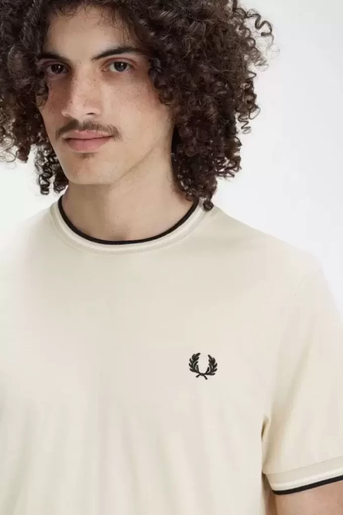 Camiseta de hombre con ribete doble