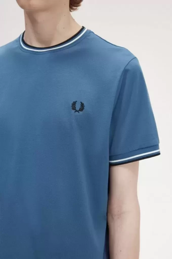 Camiseta de hombre con ribete doble