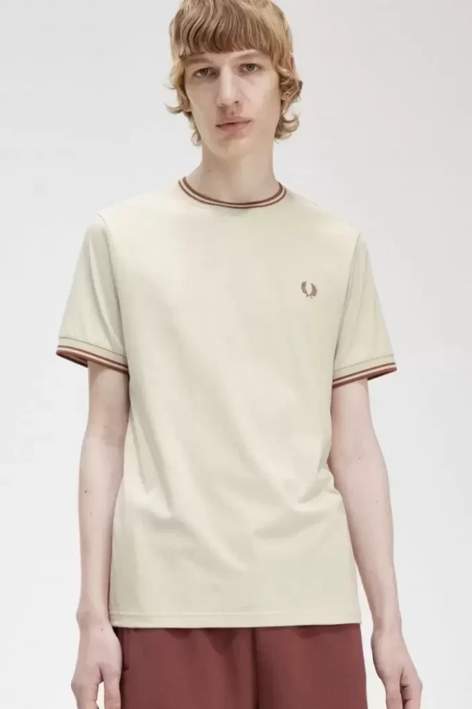 Camiseta de hombre con ribete doble