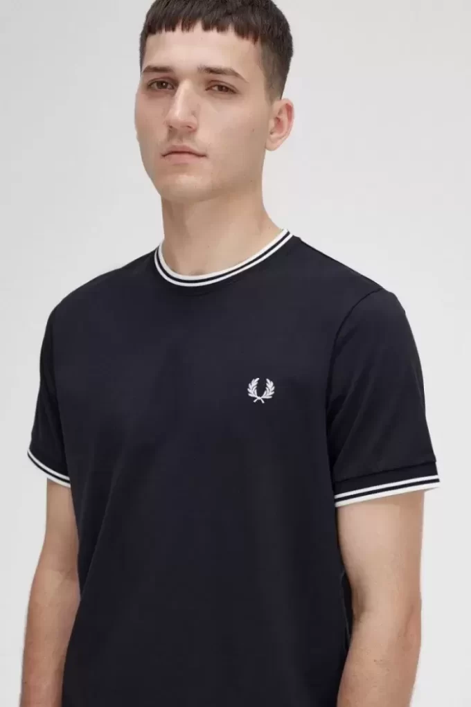 Camiseta de hombre con ribete doble
