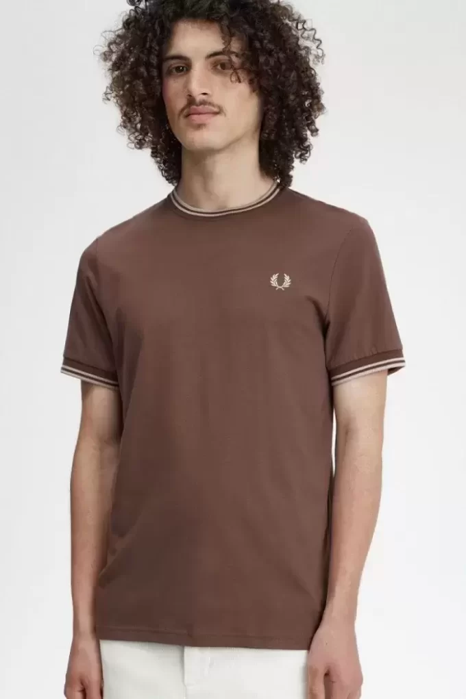 Camiseta de hombre con ribete doble