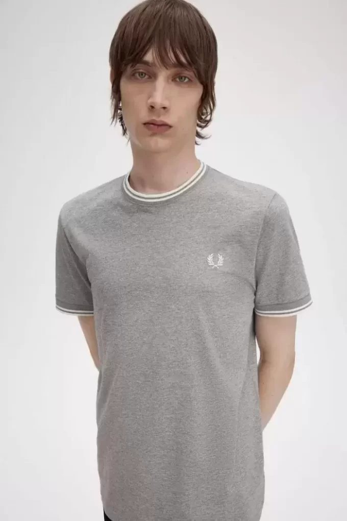 Camiseta de hombre con ribete doble