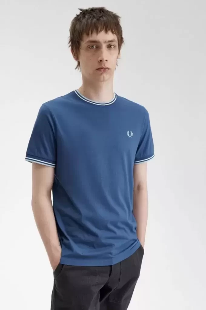 Camiseta de hombre con ribete doble
