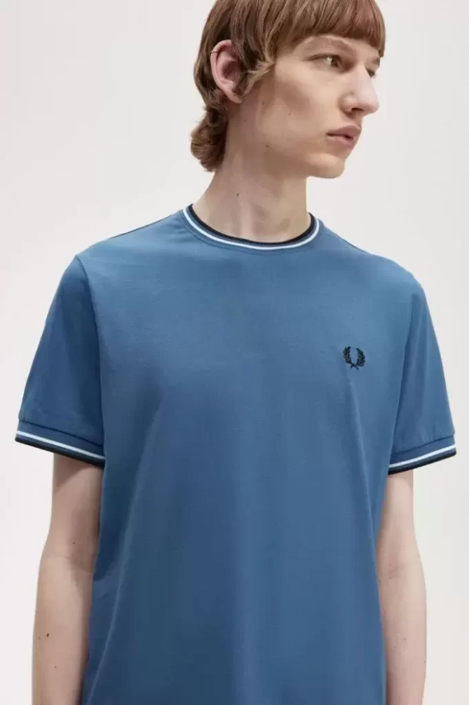 Camiseta de hombre con ribete doble