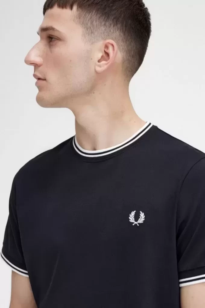 Camiseta de hombre con ribete doble