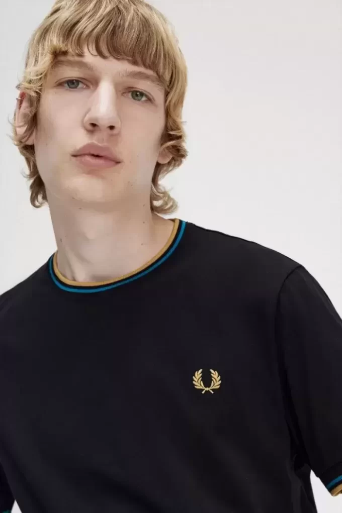 Camiseta de hombre con ribete doble