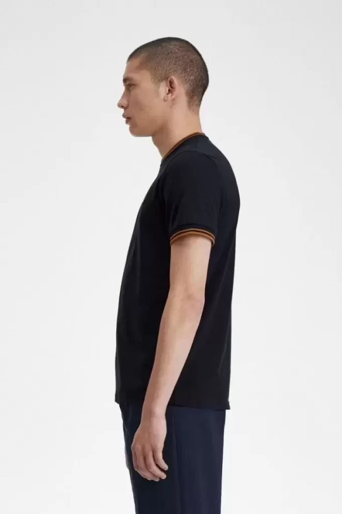 Camiseta de hombre con ribete doble