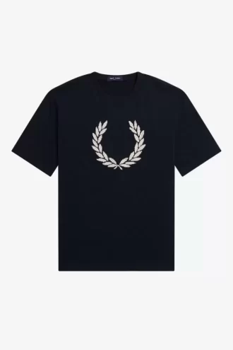 Camiseta de mujer con corona de laurel llamativa