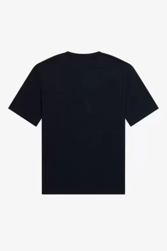Camiseta de mujer con corona de laurel llamativa