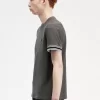 Camiseta de piqué con ribetes llamativos para hombre