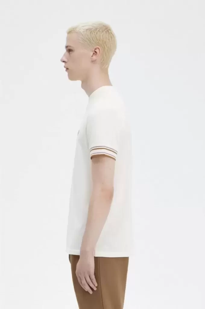 Camiseta de piqué con ribetes llamativos para hombre