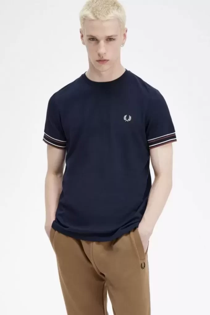 Camiseta de piqué con ribetes llamativos para hombre